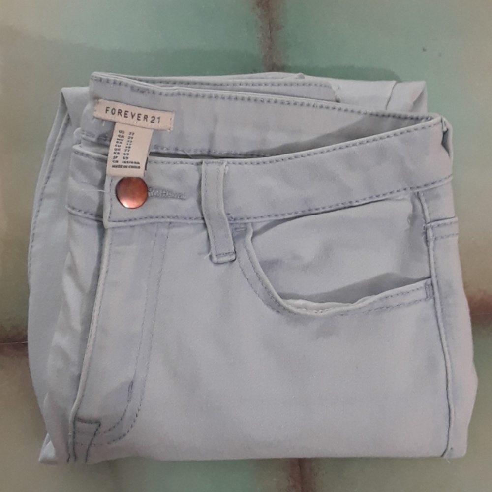 *5 for 25* Forever 21 light blue wash skinny jeans